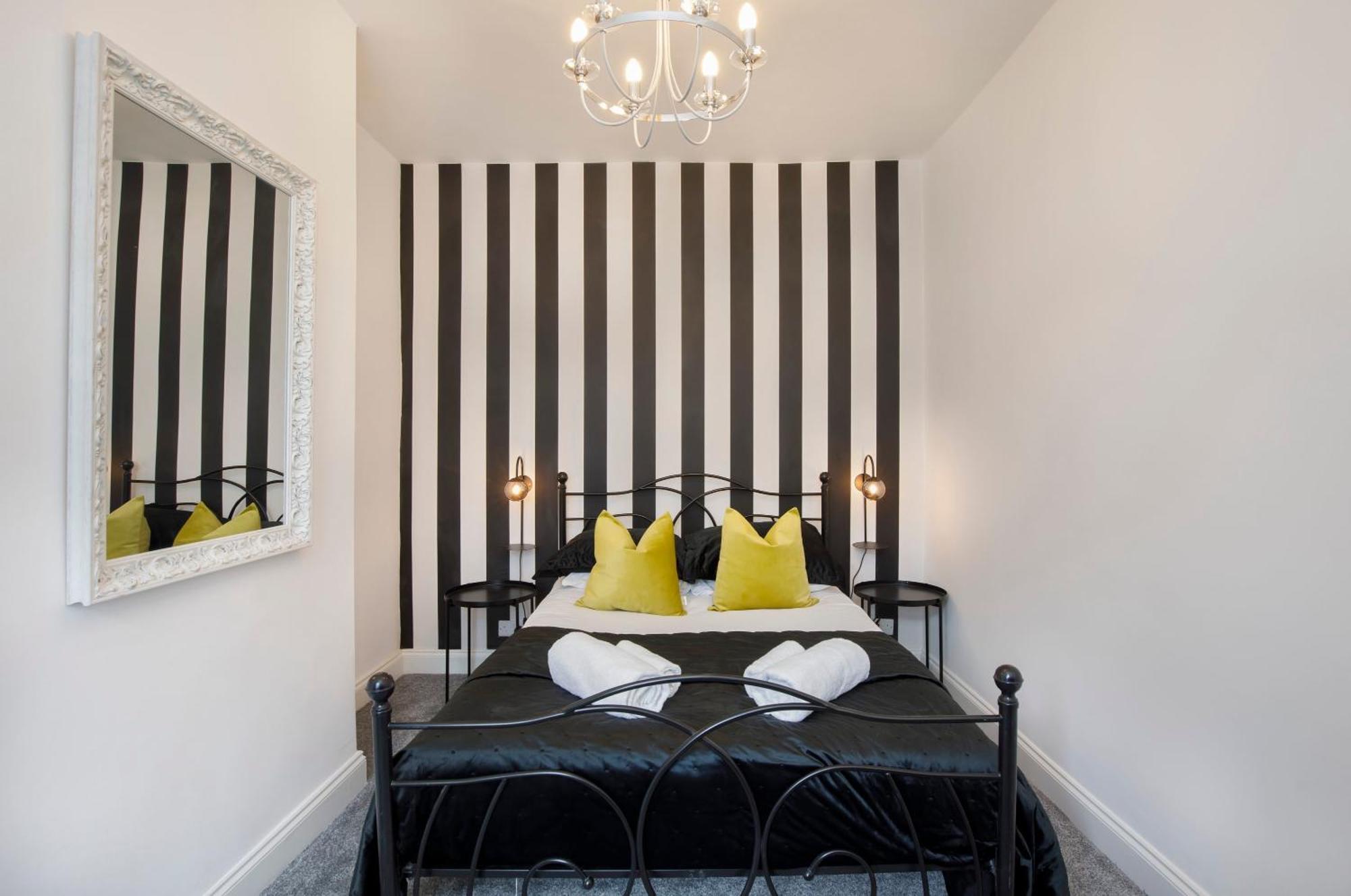 The Milton Sleeps 8 Close To York City Centre Pet Friendly Экстерьер фото