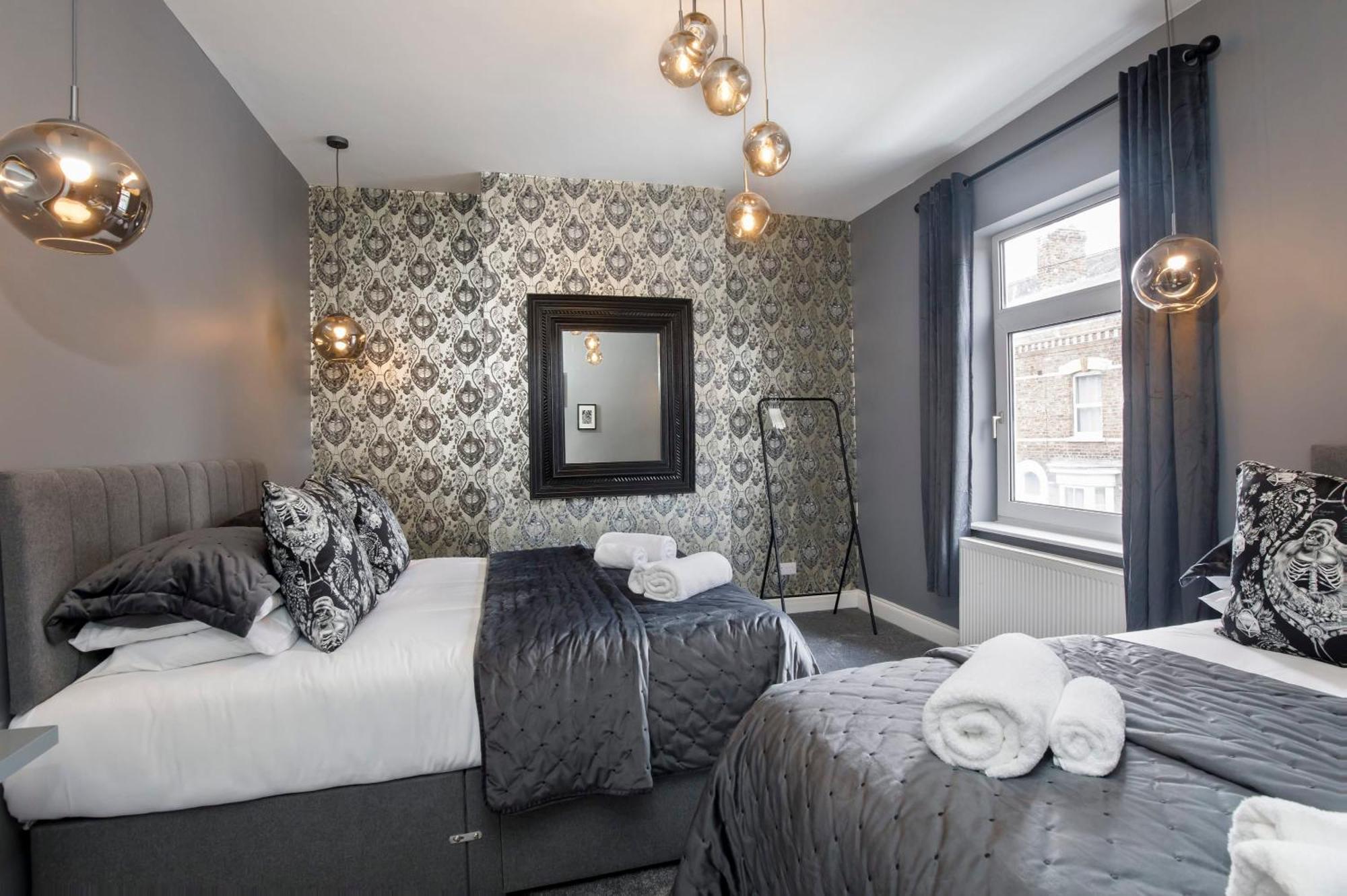 The Milton Sleeps 8 Close To York City Centre Pet Friendly Экстерьер фото