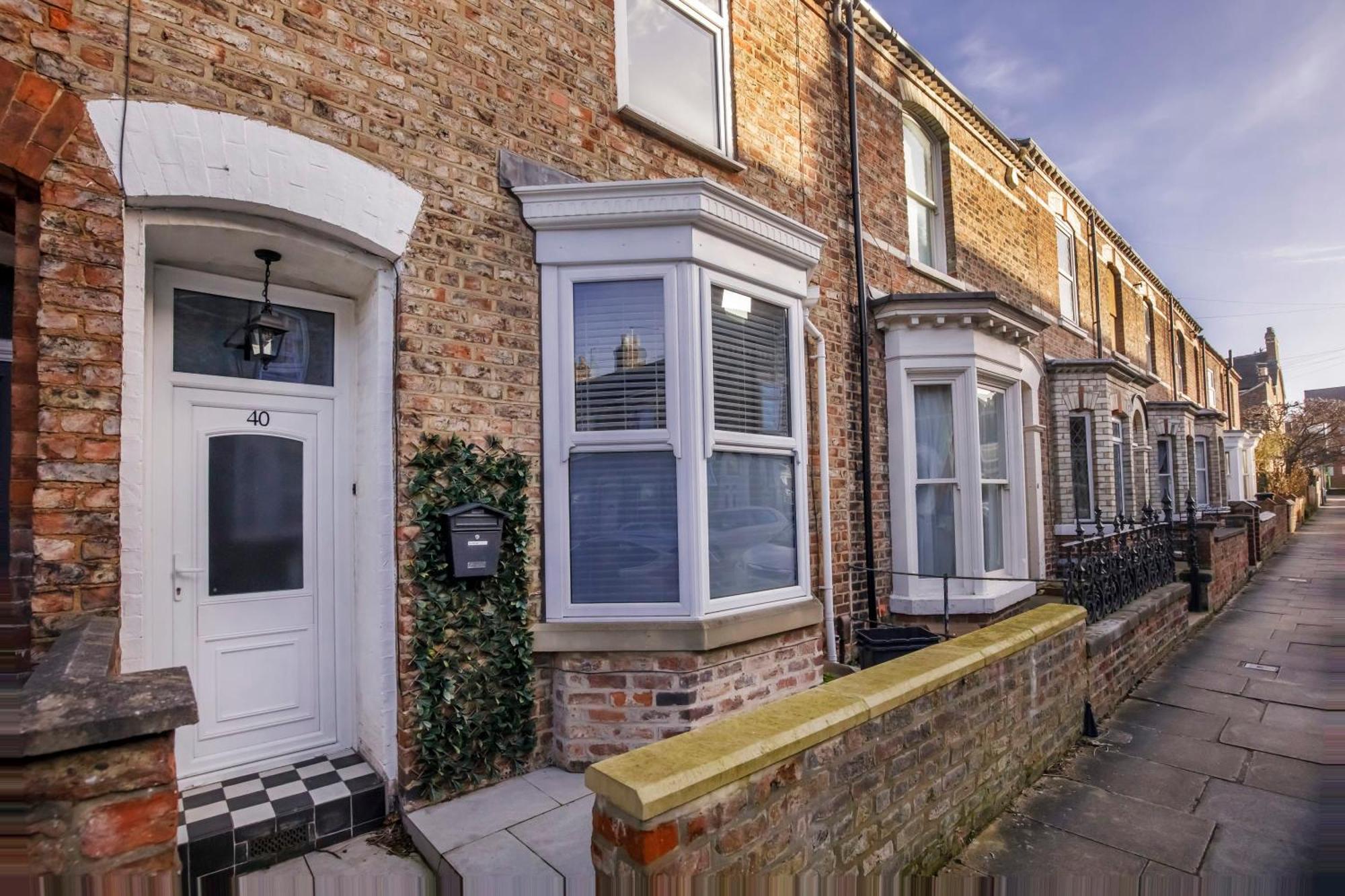 The Milton Sleeps 8 Close To York City Centre Pet Friendly Экстерьер фото